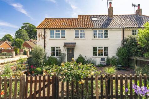 High Street, Tittleshall, PE32 3 bed semi