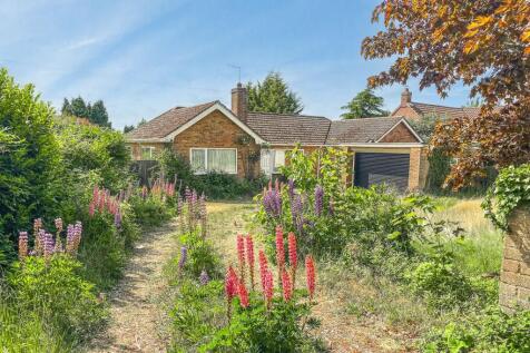 Little Snoring 3 bed detached bungalow for sale