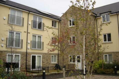 Station Square, Stanningley, Pudsey... 2 bed flat for sale