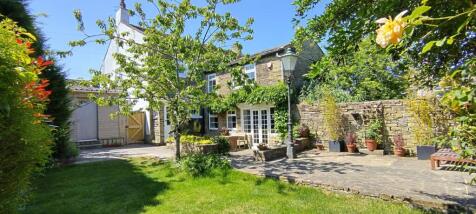 4 bedroom semi-detached house for sale