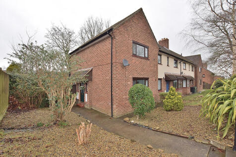Hambleton Road, Catterick Garrison 2 bed end of terrace house for sale