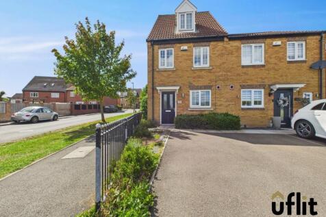 Gower Way, Rawmarsh, Rotherham 3 bed semi
