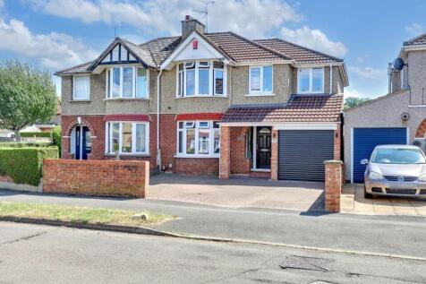4 bedroom semi-detached house for sale