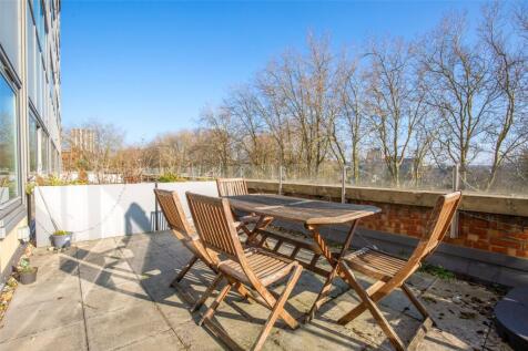 Southey House, Bristol BS1 3 bed apartment for sale