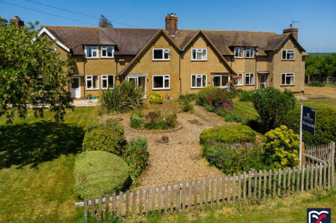 Litchborough Road, Farthingstone NN12 2 bed terraced house for sale