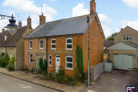 Little Street, Sulgrave OX17 3 bed semi