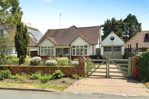 Grovelands Road, Spencers Wood... 3 bed detached house for sale