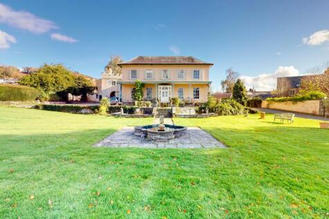 Brecon Road, Crickhowell, NP8 12 bed character property for sale