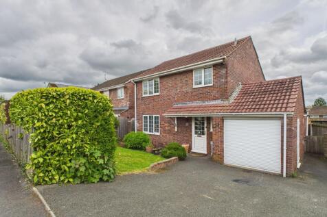 Poplars Close, Mardy, NP7 3 bed detached house for sale