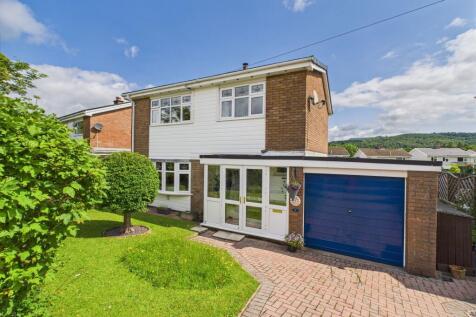 Bryn Celyn Way, Llangynidr, NP8 3 bed detached house for sale
