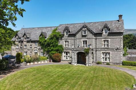 Llangattock, Powys, NP8 22 bed country house for sale
