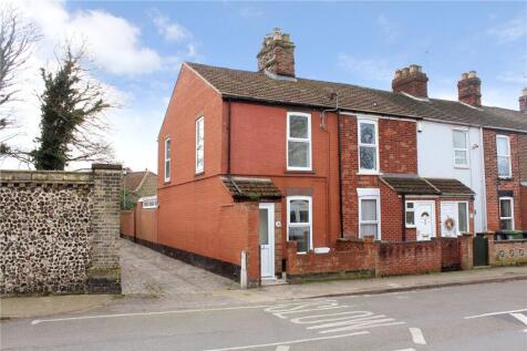 3 bedroom end of terrace house for sale