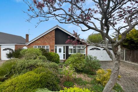 3 bedroom bungalow for sale
