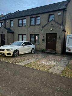 3 bedroom semi-detached villa for sale