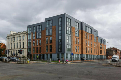 Studio flat for sale