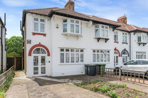 Brangbourne Road, Bromley BR1 3 bed end of terrace house for sale