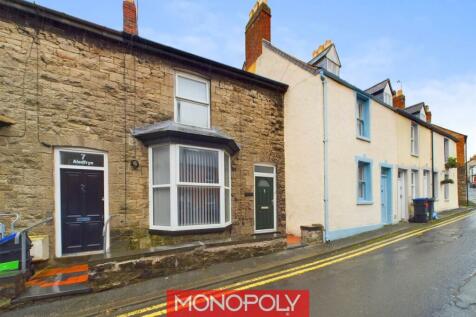 Love Lane, Denbigh LL16 2 bed end of terrace house for sale