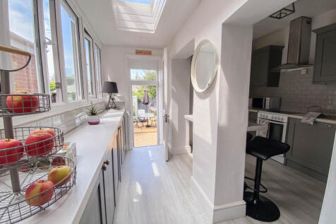 St. Davids Road, East Cowes, Isle of... 2 bed terraced house for sale