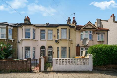 Cecil Road, London, E13 3 bed terraced house for sale