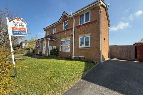 Tilbury Crescent, Leicester. LE4 9HH 2 bed semi