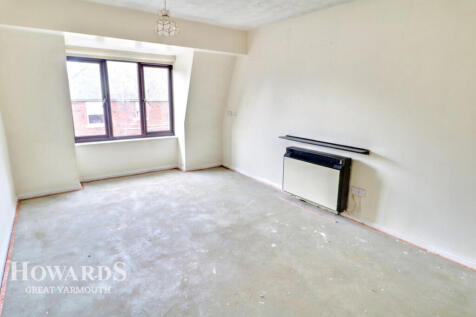 St Peters Plain, Great Yarmouth 2 bed apartment for sale