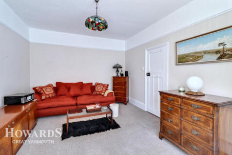 Hamilton Road, Great Yarmouth 4 bed block of apartments for sale