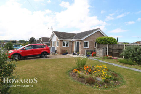 Ranworth Drive, Ormesby 2 bed detached bungalow for sale