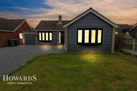 Beach Road, Scratby 4 bed detached bungalow for sale