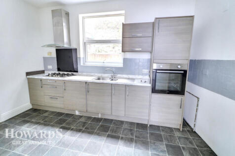St Georges Road, Great Yarmouth 3 bed terraced house for sale