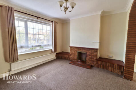 Jellicoe Road, Great Yarmouth 3 bed terraced house for sale