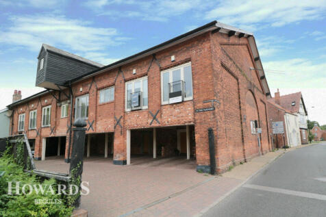 Northgate, Beccles 3 bed coach house for sale