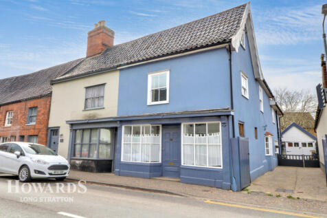 London Road, Harleston 4 bed character property for sale