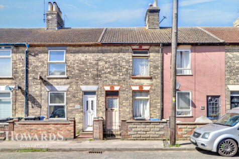Raglan Street, Lowestoft 3 bed terraced house for sale