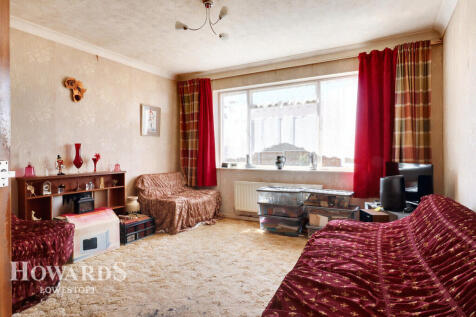 Drury Close, Kessingland 3 bed detached bungalow for sale