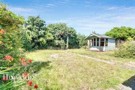 Breydon Way, Oulton Broad 3 bed detached bungalow for sale