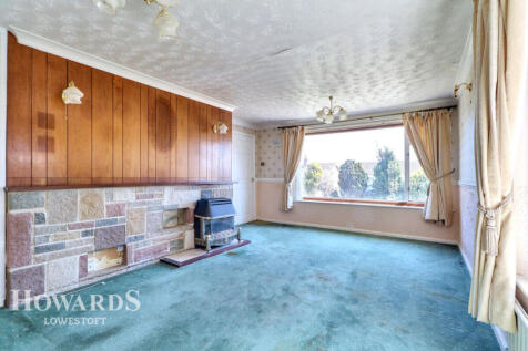 Breydon Way, Oulton Broad 3 bed detached bungalow for sale
