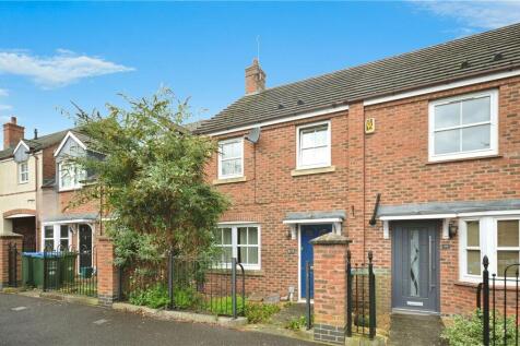 Great Meadow Way, Buckinghamshire HP19 3 bed terraced house for sale