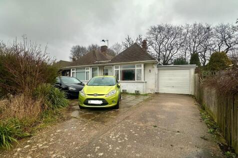 3 bedroom detached bungalow for sale
