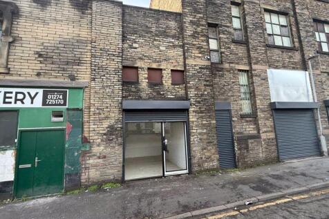 Detached house for sale