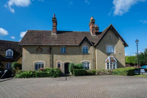 Warrenne Way, Reigate RH2 2 bed character property for sale