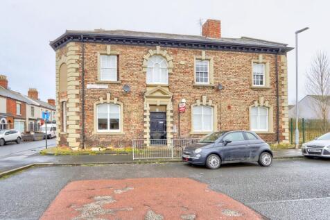 10 bedroom property for sale
