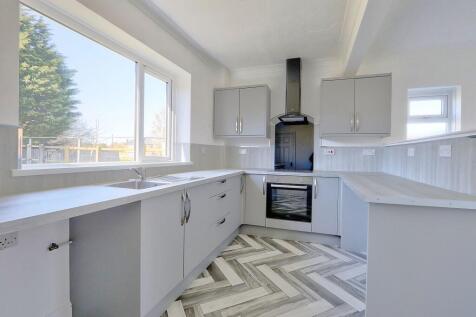 Rosedale Avenue, Middlesbrough, TS4 3 bed end of terrace house for sale