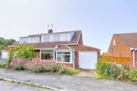3 bedroom semi-detached bungalow for sale