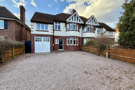 4 bedroom semi-detached house for sale