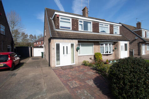 3 bedroom semi-detached house for sale