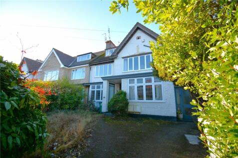 3 bedroom maisonette for sale