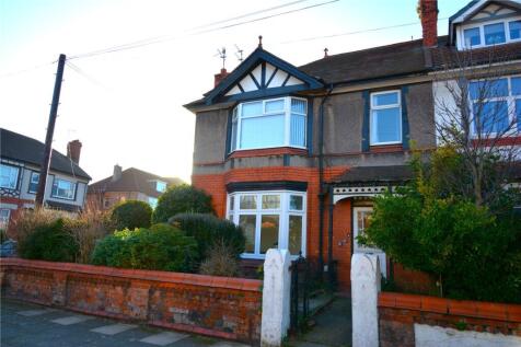 3 bedroom flat for sale