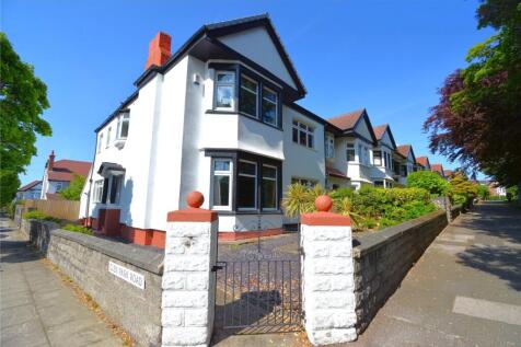 6 bedroom semi-detached house for sale