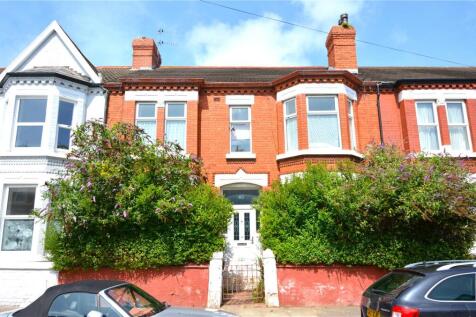 5 bedroom terraced house for sale