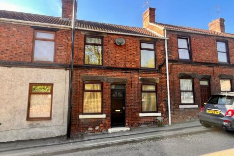 2 bedroom cottage for sale